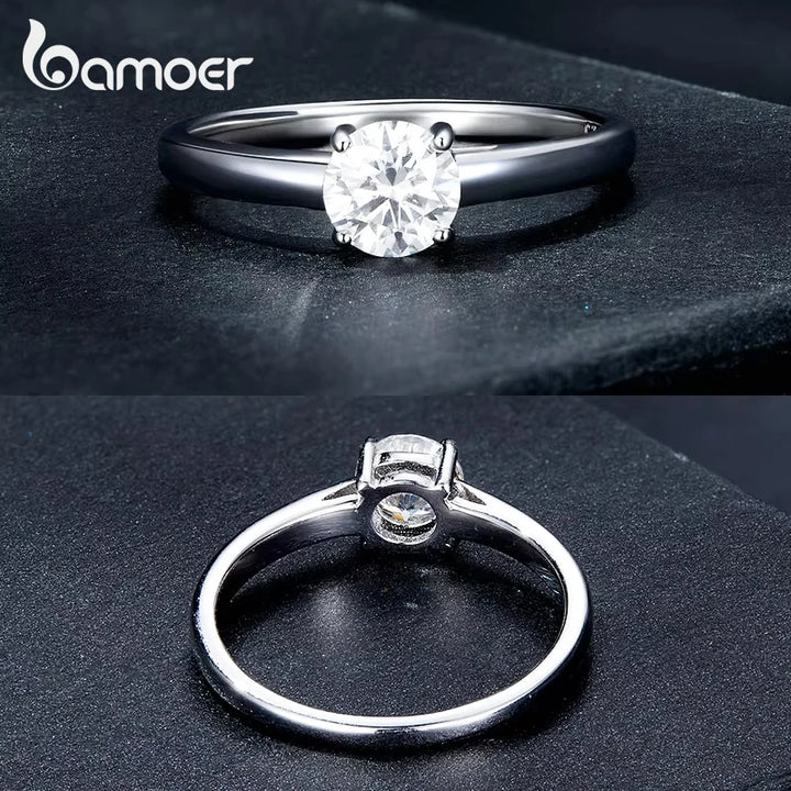 BAMOER Moissanite Ring for Women, 925 Sterling Silver with Platinum Plated Engagement Ring Solitaire 4 Prongs Eternity Band