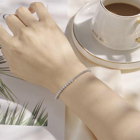 18k gold plated and 925 sterling silver chain style bracelet with GRA certified moissanites/diamonds