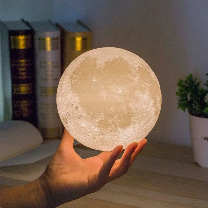 Moon-shaped 3D LED lampshade