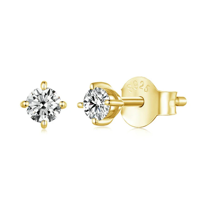 Earring in sterling silver and 18k gold plated with moissanite diamond