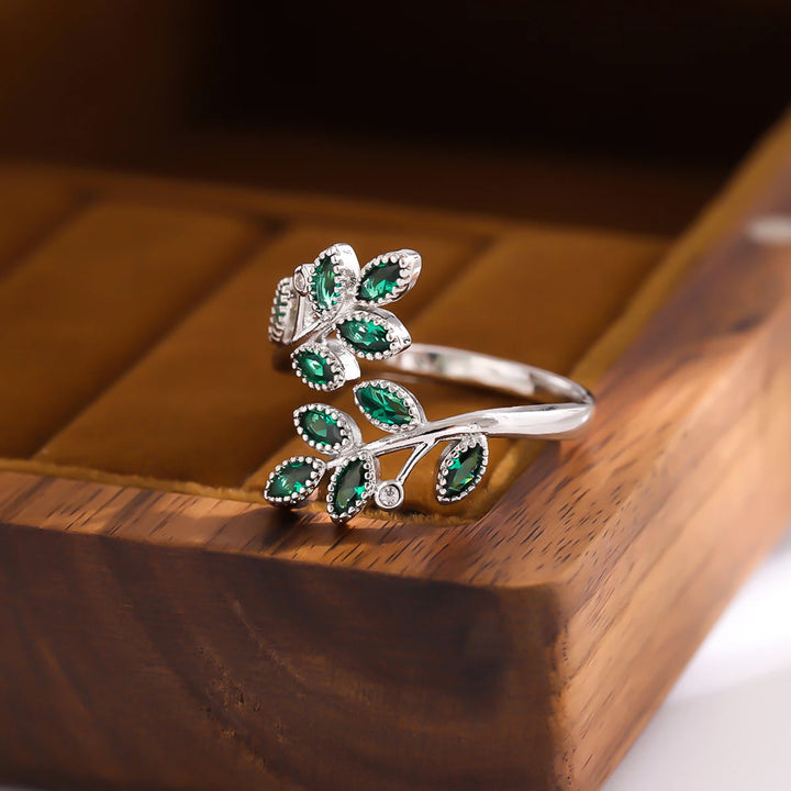 925 Sterling Silver Ring with small emeralds